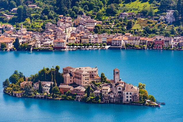 Tour in Vespa tra il Lago Maggiore e il Lago d'Orta con pranzo
