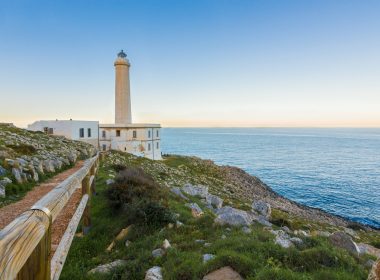 Al_faro_di_Punta_Palascia